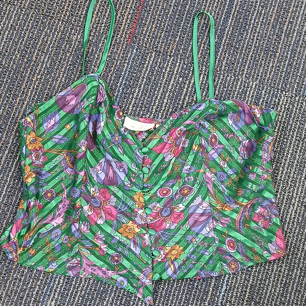 Vintage Victoria’s Secret vintage gold label cropped cami Size Medium - Picture 1 of 4